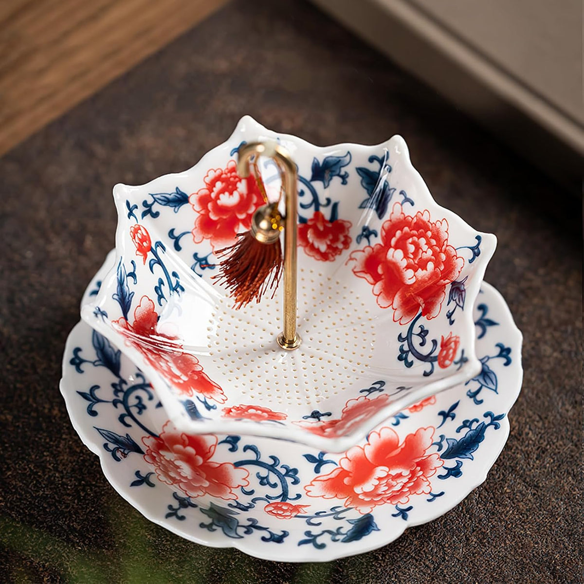 Umbrella Shape Ceramic Tea Strainer - Chinese Blue & White Porcelain Loose Leaf Filter with Rotating Design, Multi-Purpose Tea Infuser for Kung Fu/Coffee/Brewing (Red)